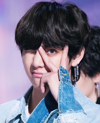 V. Kim Taehuyng New Image In Fake Love #Bts #V #Fakelove #Kimtaehuyng | Kim  Taehyung, Taehyung, Bts Taehyung