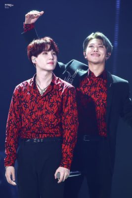 Rm, Suga (Bts) Lần Đầu Được Vinh Danh Với Vai Trò Nhạc Sĩ Trên Bxh  Billboard | Vtv.Vn