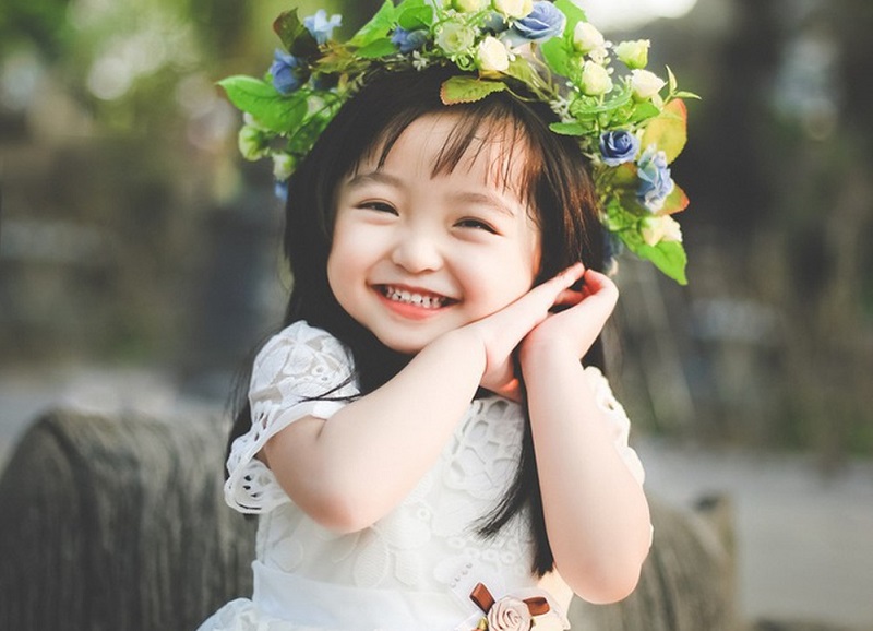 99+ hình ảnh bé gái xinh đẹp, đáng yêu, dễ thương nhất 99+ Hình Ảnh Bé Gái Xinh Đẹp, Đáng Yêu, Dễ Thương Nhất