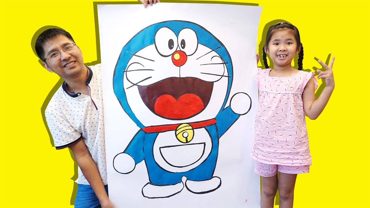 Bé Bún Vẽ Bức Tranh Doraemon Khổng Lồ | Drawing & Coloring Doraemon Giant -  Youtube